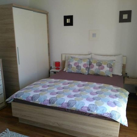 Apartment Bozac روفينج المظهر الخارجي الصورة