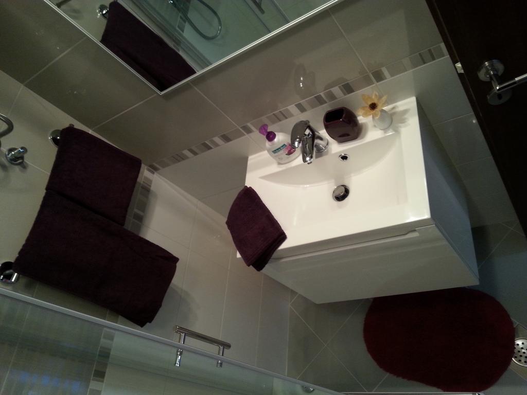 Apartment Bozac روفينج الغرفة الصورة