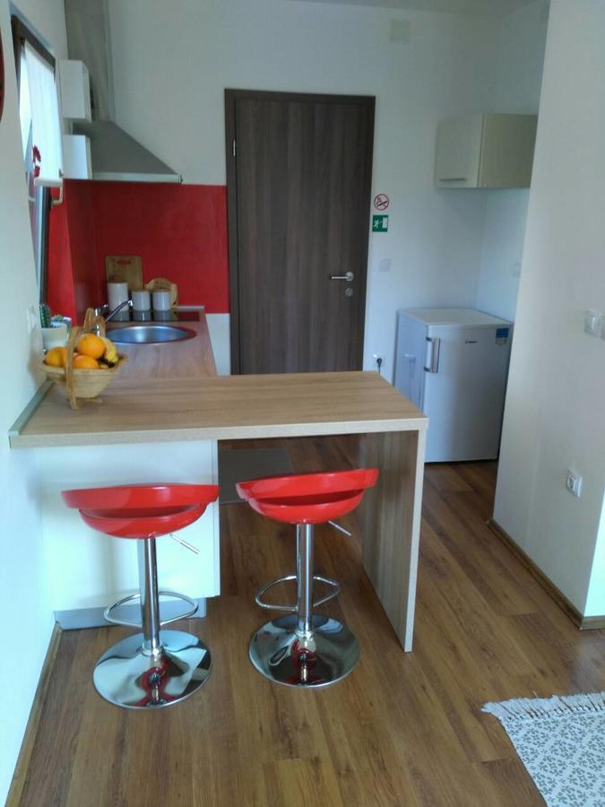 Apartment Bozac روفينج المظهر الخارجي الصورة