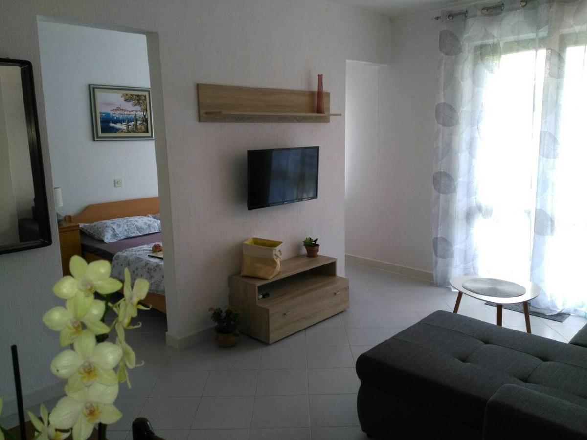 Apartment Bozac روفينج المظهر الخارجي الصورة